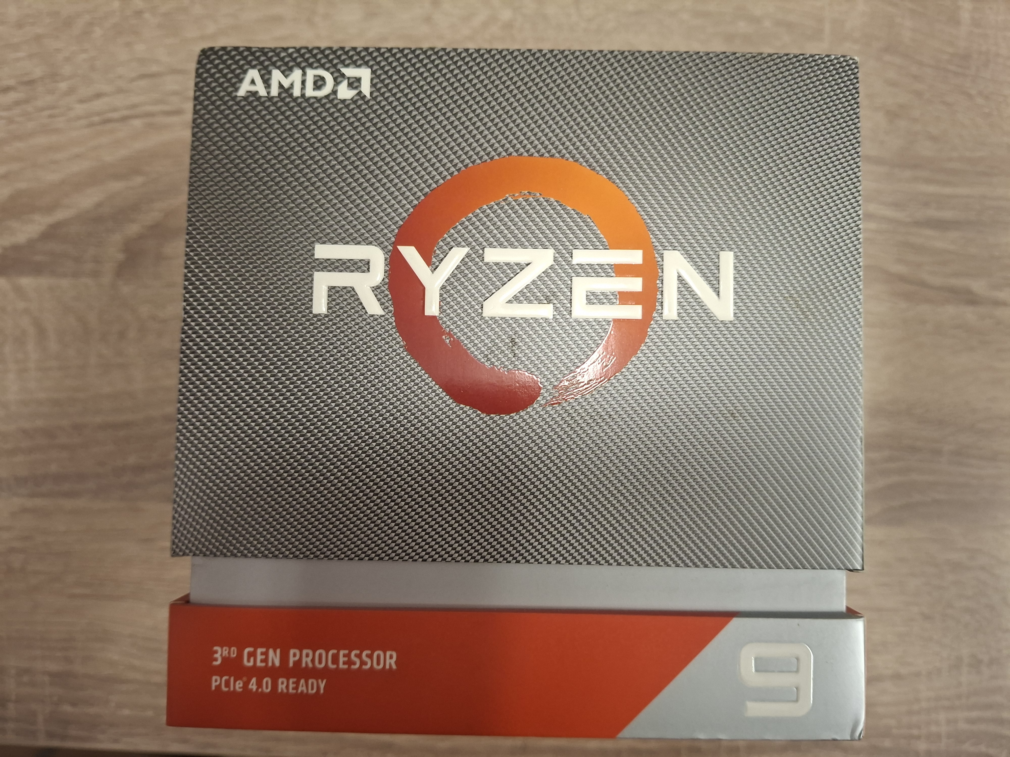 AMD Ryzen 9 3900X – original BOX + Wraith Prism